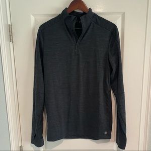 GAIAM PULLOVER SIZE SMALL